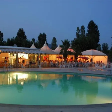 Kamp alanı Le Montourey Fréjus