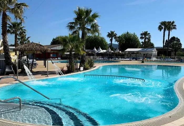 キャンプ場 Le Montourey Fréjus